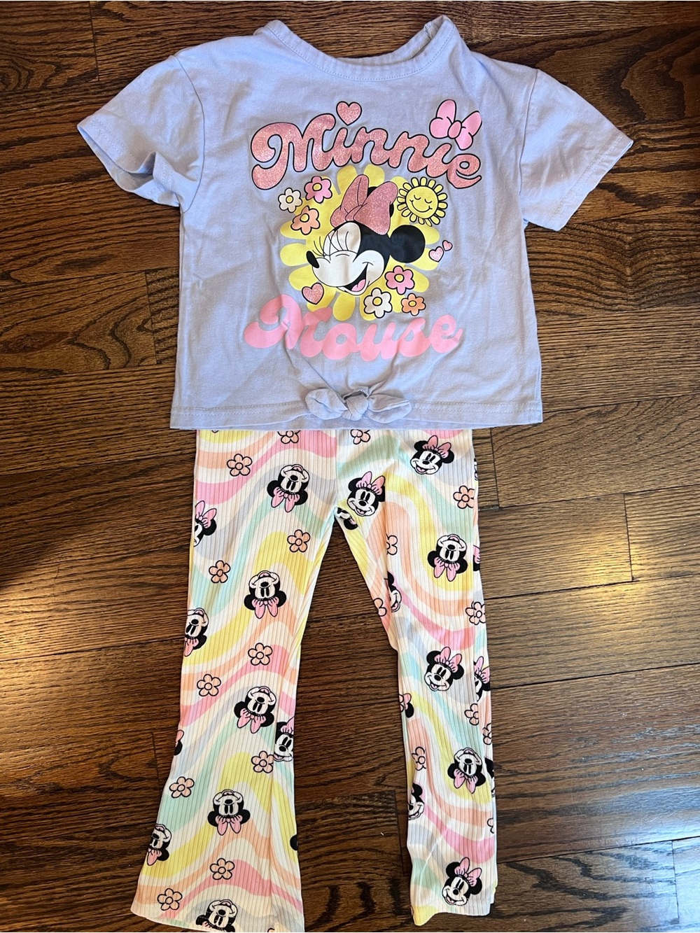 Minnie Mouse set!